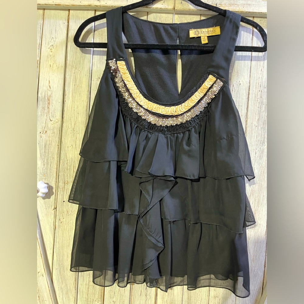 Precious Democracy brand Ruffled way too adorable detailed tank 🌹Sequined